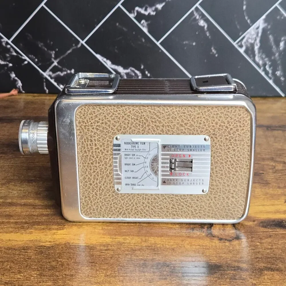 Vintage Kodak Brownie Eight MM 8mm Movie Camera Cine f/2.7 w/ Case Clean
